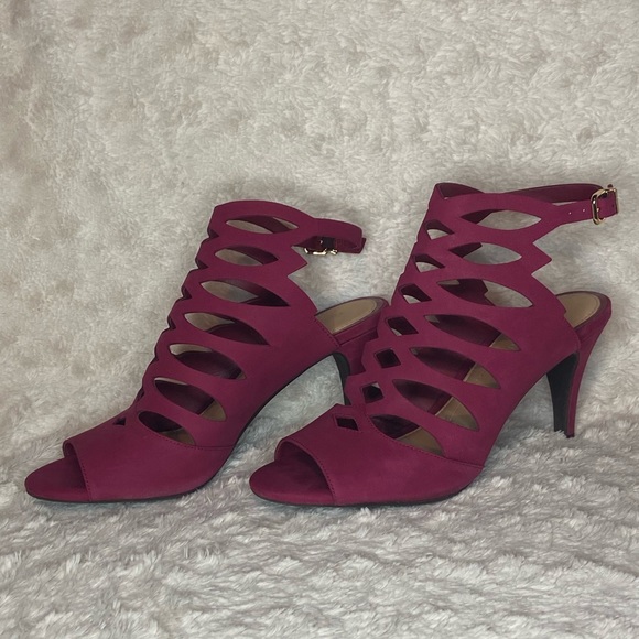 Gianni Bini Pink Heels. Mulberry. Sz 8 - Picture 2 of 4